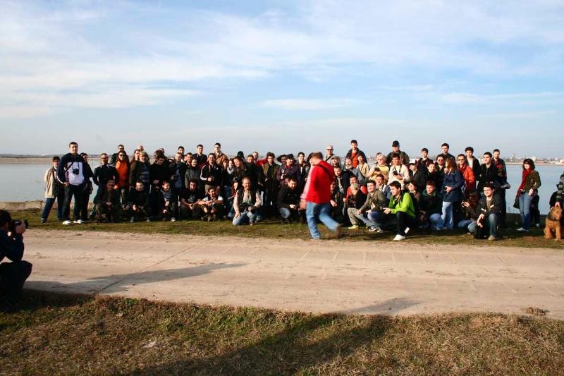 portret-de-grup-mare-de-marius-grigore