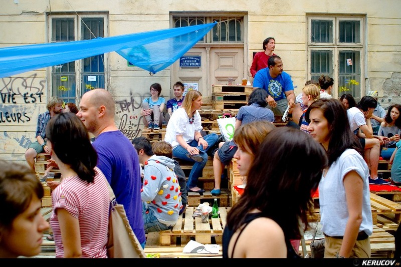 kerucov_street_delivery_2011_27