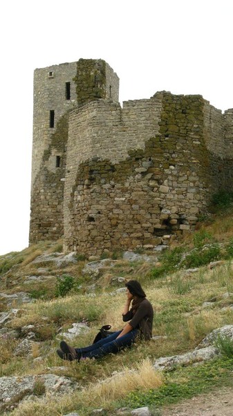 Da' deschideti poarta..