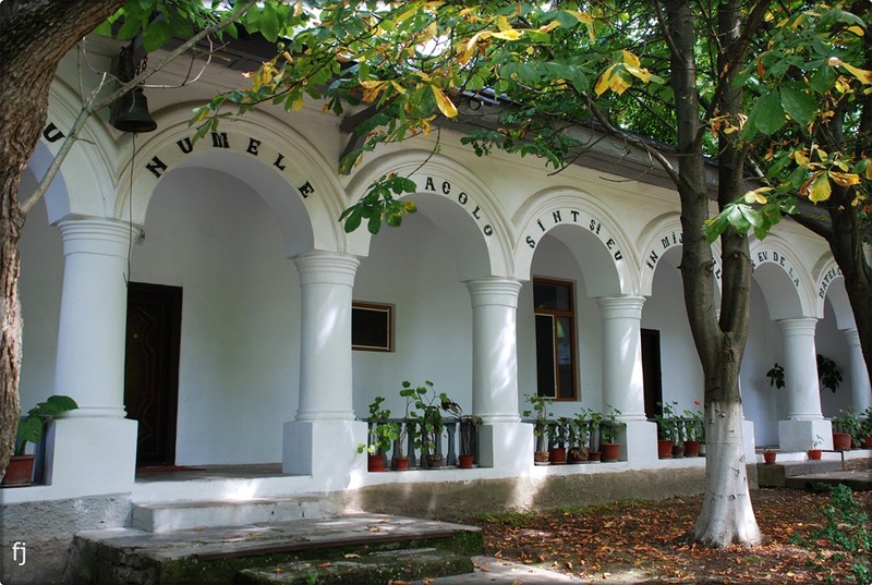 27-manastirea-cocos-chilii