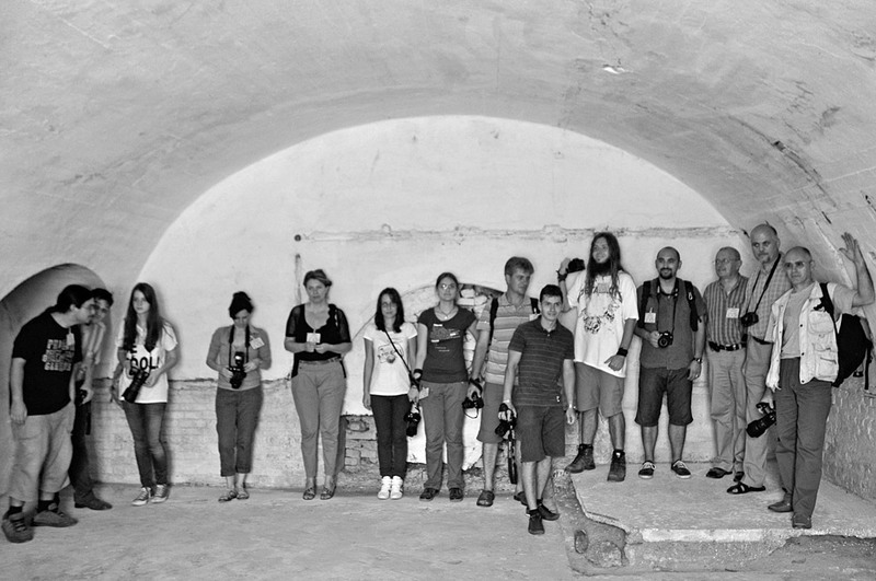 1004-grup-la-perete-big