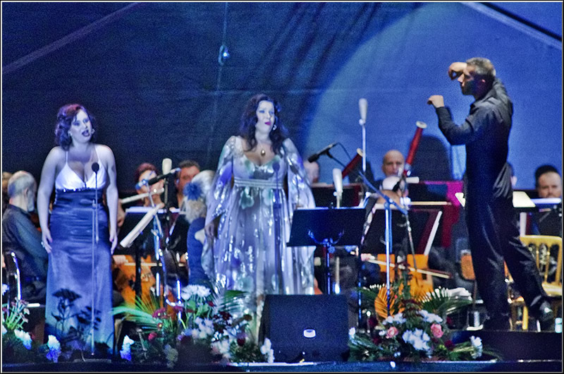 serbanvornicu_pesplaispreopera_34