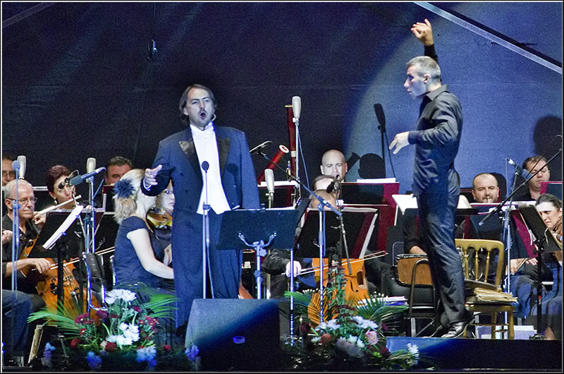 serbanvornicu_pesplaispreopera_35