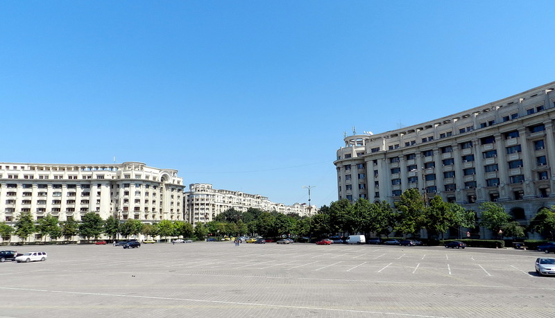 15_piata-constitutiei