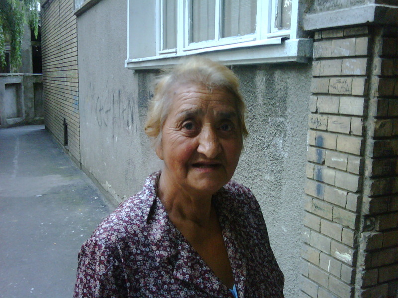 img03883-20110903-1914