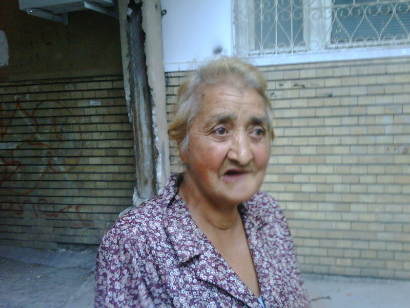 img03885-20110903-1914