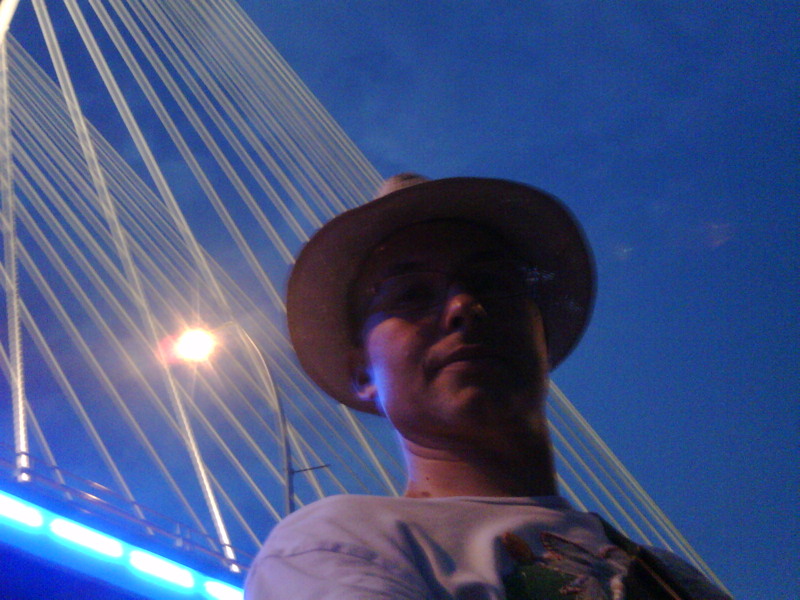 img03927-20110903-2011