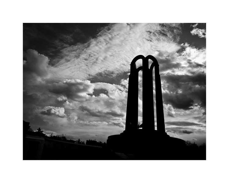 alina_corcoz_mausoleul