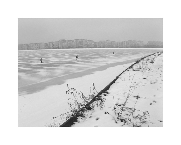 ileana_ionescu_iarna_pe_lac