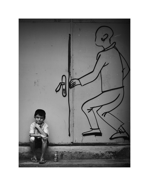 mirelamomanu_singuracasa