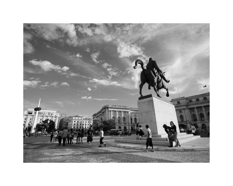 nicu-buculei_toti-sub-cer