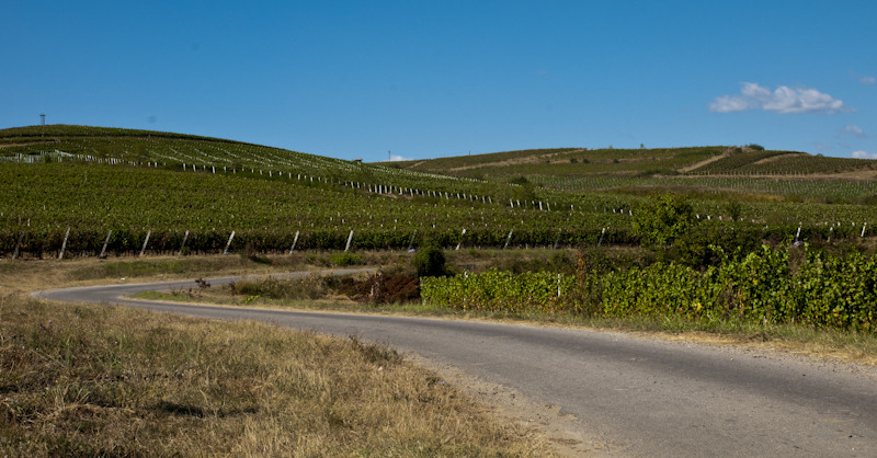 Sus pe deal e o casa