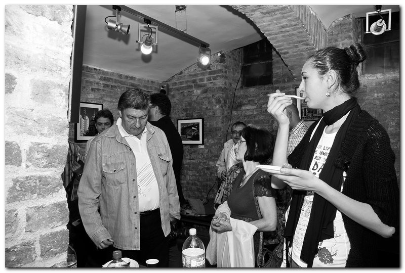 carturesti-alb-si-negru_024