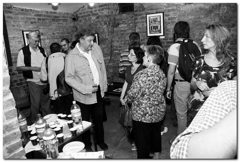 carturesti-alb-si-negru_030