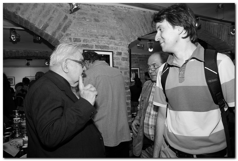 carturesti-alb-si-negru_035