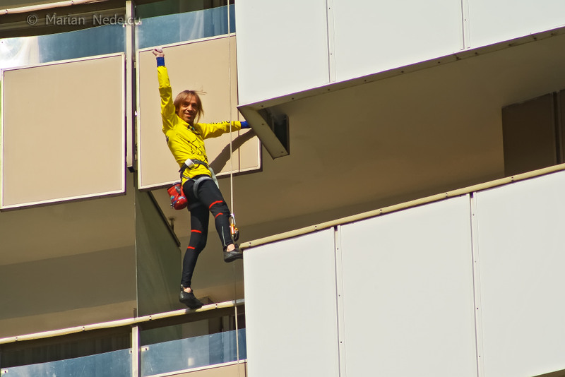 Alain Robert ,Spiderman pe Intercontinental