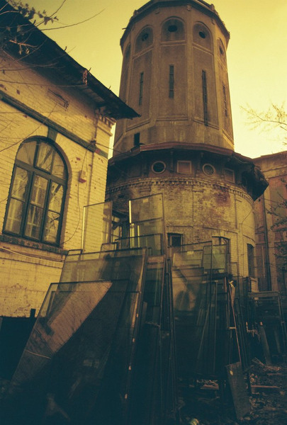 4la-fabrica-de-chibrituri