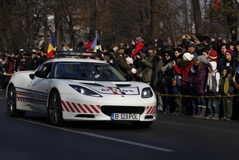 290528_2450647264425_1199306846_32286122_2105920312_o