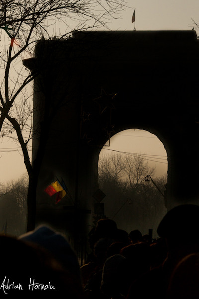 SONY A350  1/4000 sec F/16 ISO 400 90 mm