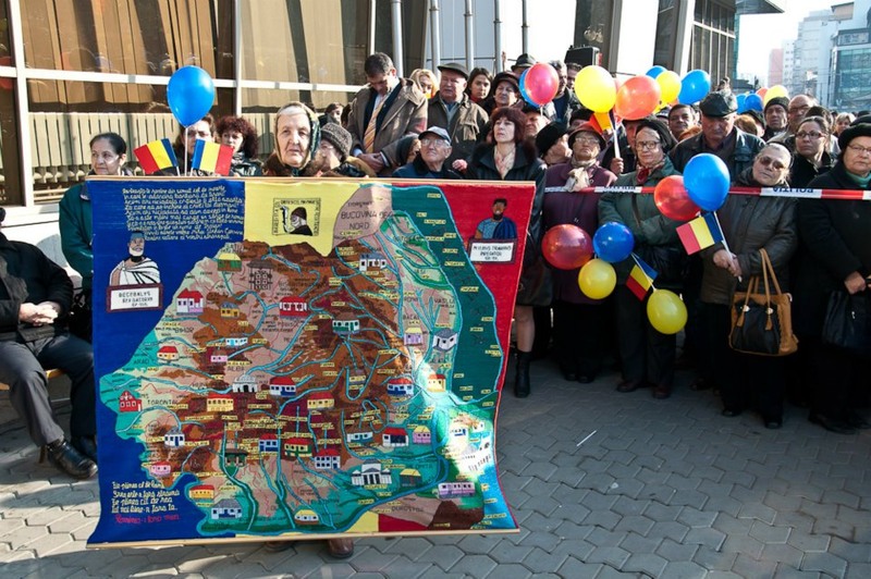 374693_202458456503219_100002171987861_427941_406869541_n