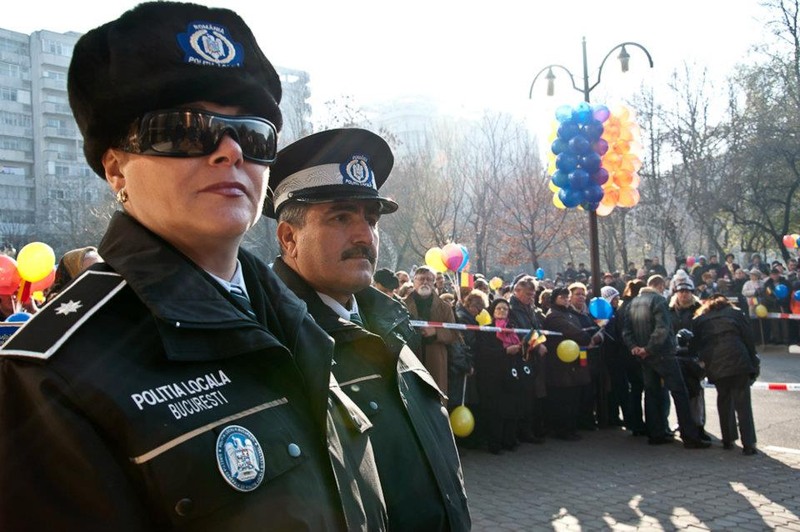 384674_202458316503233_100002171987861_427940_1749054015_n