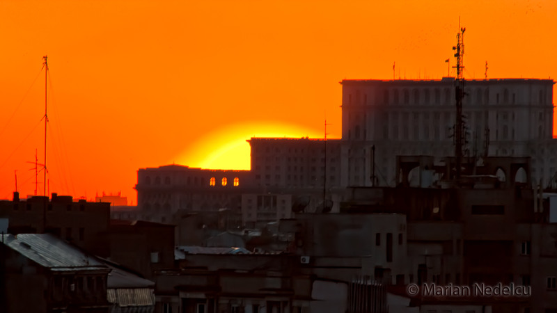 Lumina parlamentului