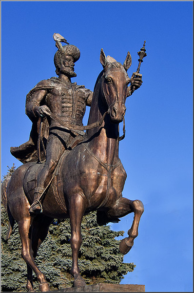 serbanvornicu_pastelecailor2012_01