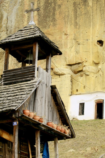 credinte-vechi-si-noi