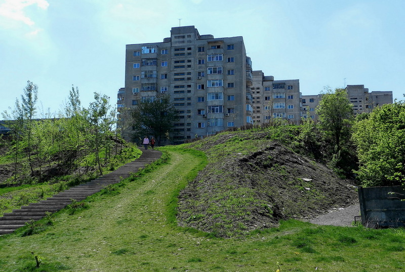 Alee in trepte in Parcul Ecologic Dobroiesti