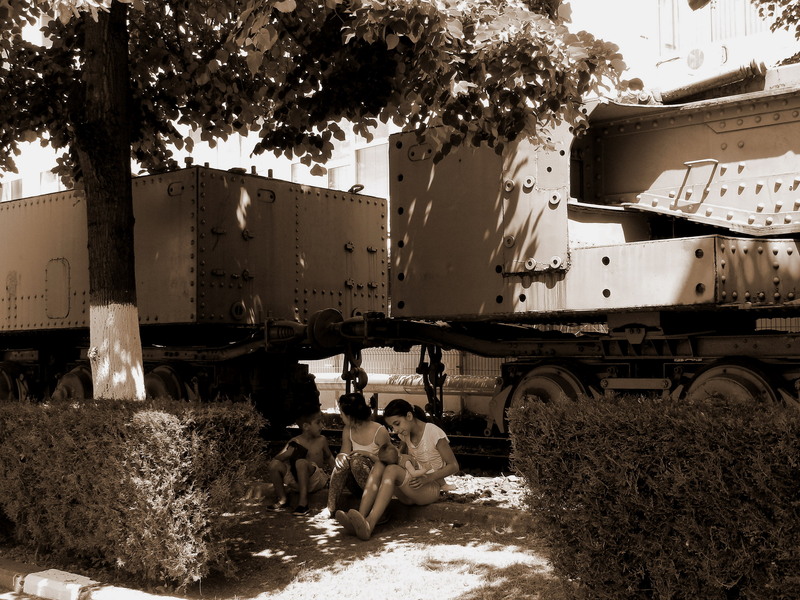 In spatele frontului