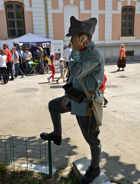 apq9563-convorbire-in-trecut