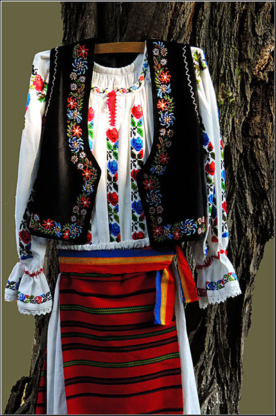 serbanvornicu_openclosed_09