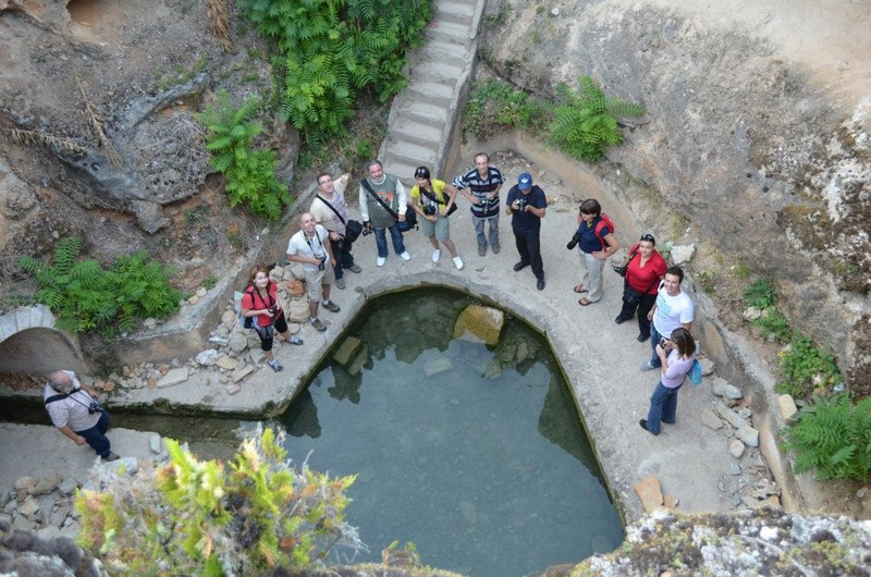 564351_338060689620743_1197913967_n