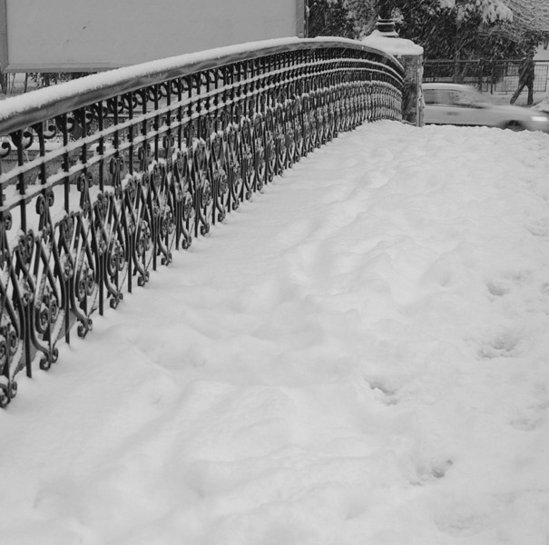 3la-pas-in-cerc-noastre-sg1s8555df