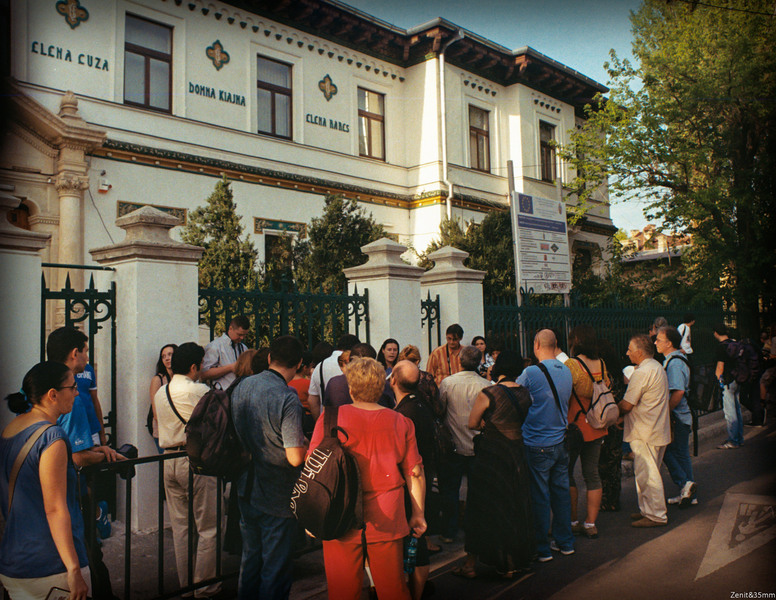 Zenit si obiectiv de 28mm