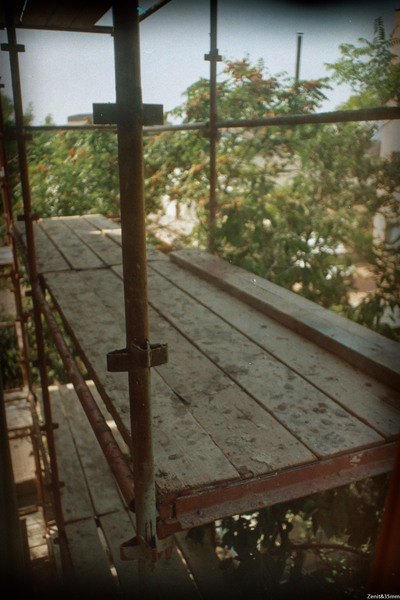 Zenit si obiectiv de 28mm