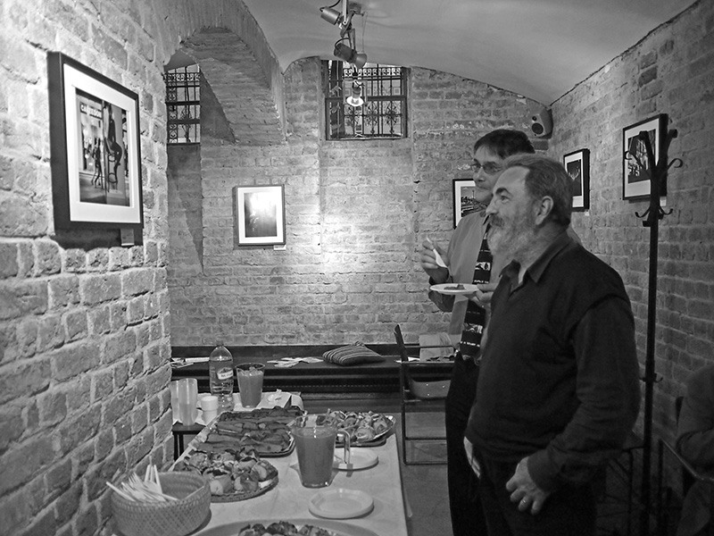 alb-negru-2012-ab-08