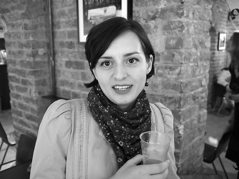 alb-negru-2012-ab-09