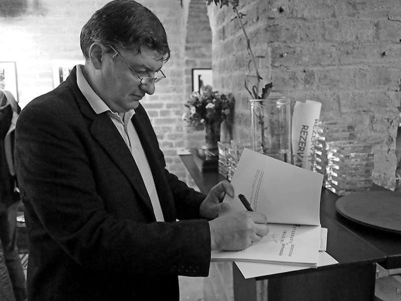 alb-negru-2012-ab-14