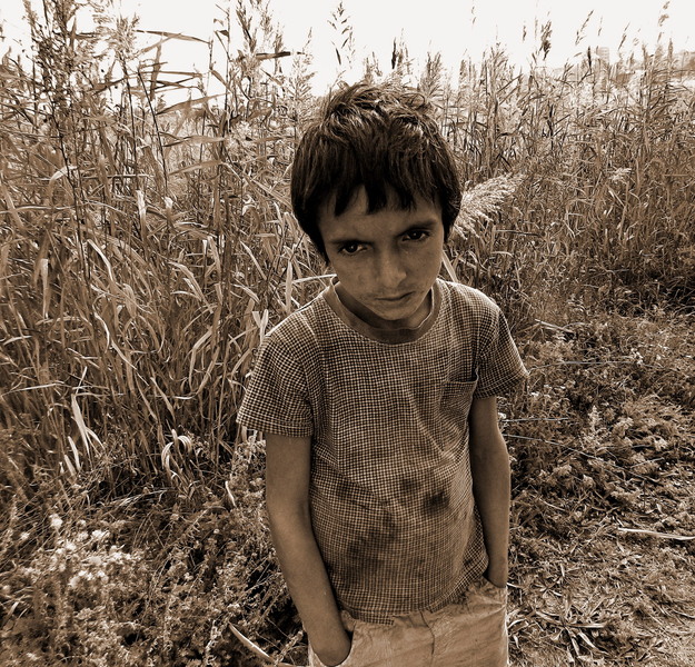 Unul din cei 9 copii ai lui Nea Gica