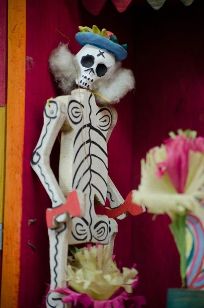 302769_364740496952762_1056726935_n