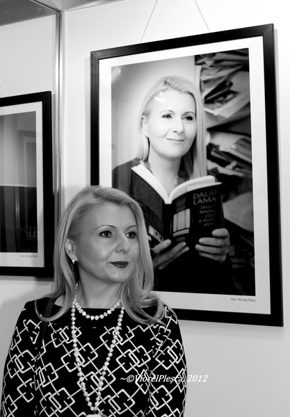 D.D.D.  Distinsa Dana Deac