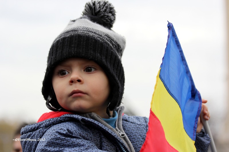 La Multi ani Romanie, cu cin' ti-e drag tie!