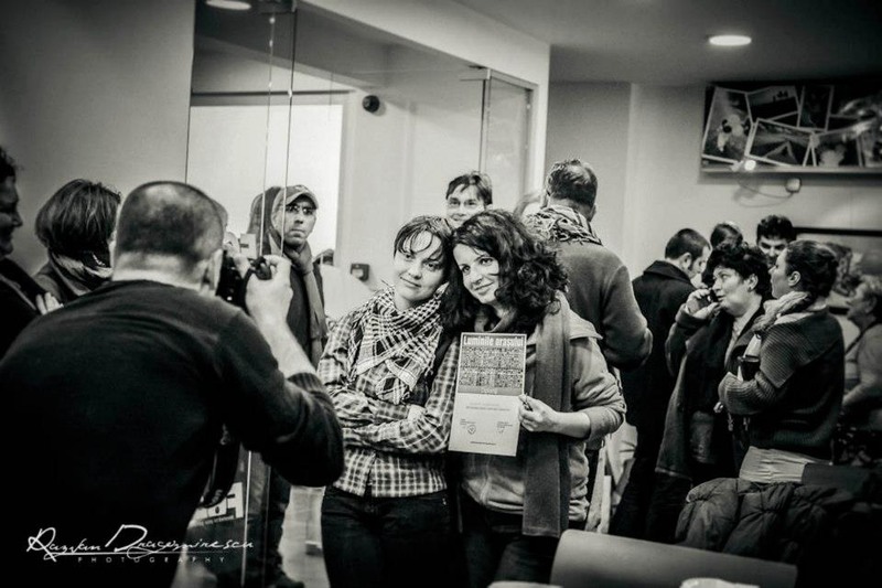 44587_459996910702158_582230987_n