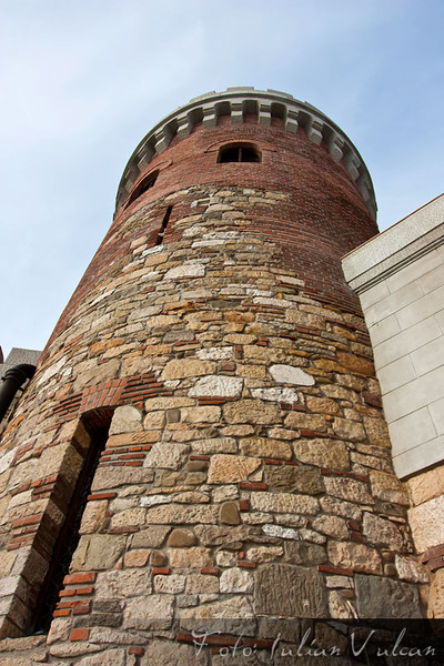 castelul_tepes_iulian_vulcan_wwwtablouriunicatro_06