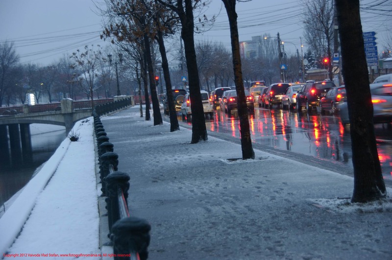 02-21-01-2012-splaiul-unirii-spre-mihai-bravu