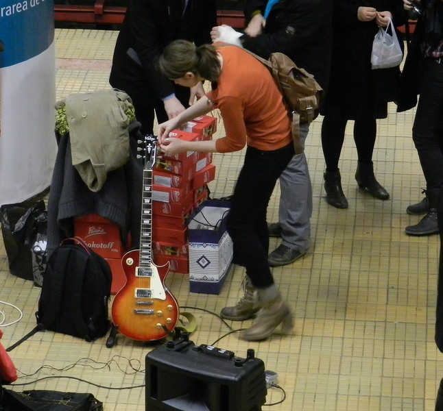 Nu trebuie sa lipseasca martisorul;a