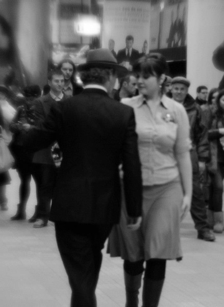 484951_418301938263284_979806045_n