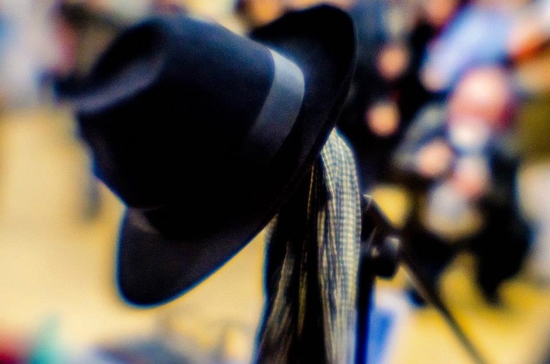 549839_418301981596613_411540706_n