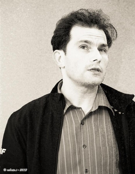 548990_554139921273302_1875518833_n